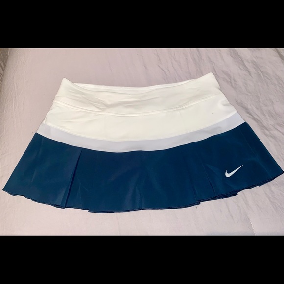 Nike Dresses & Skirts - Nike Dri-Fit Tennis Skort
